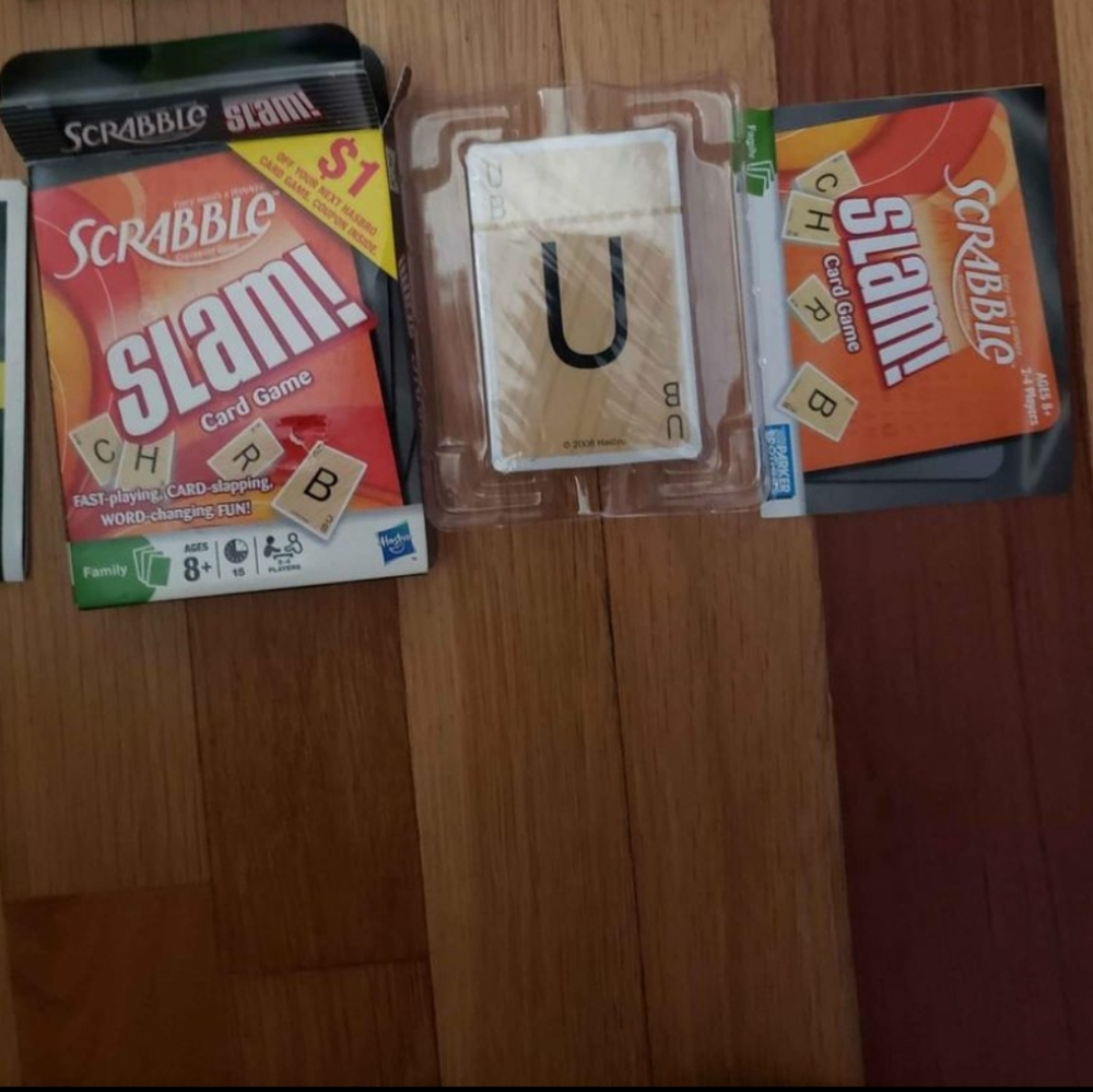 Hasbro Scrabble Slam Card Game Travel - Picture 3 of 3